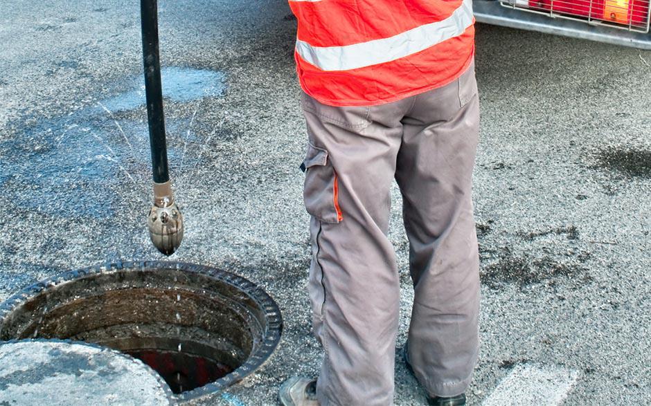 entreprise de débouchage canalisation Bray-et-Lû
